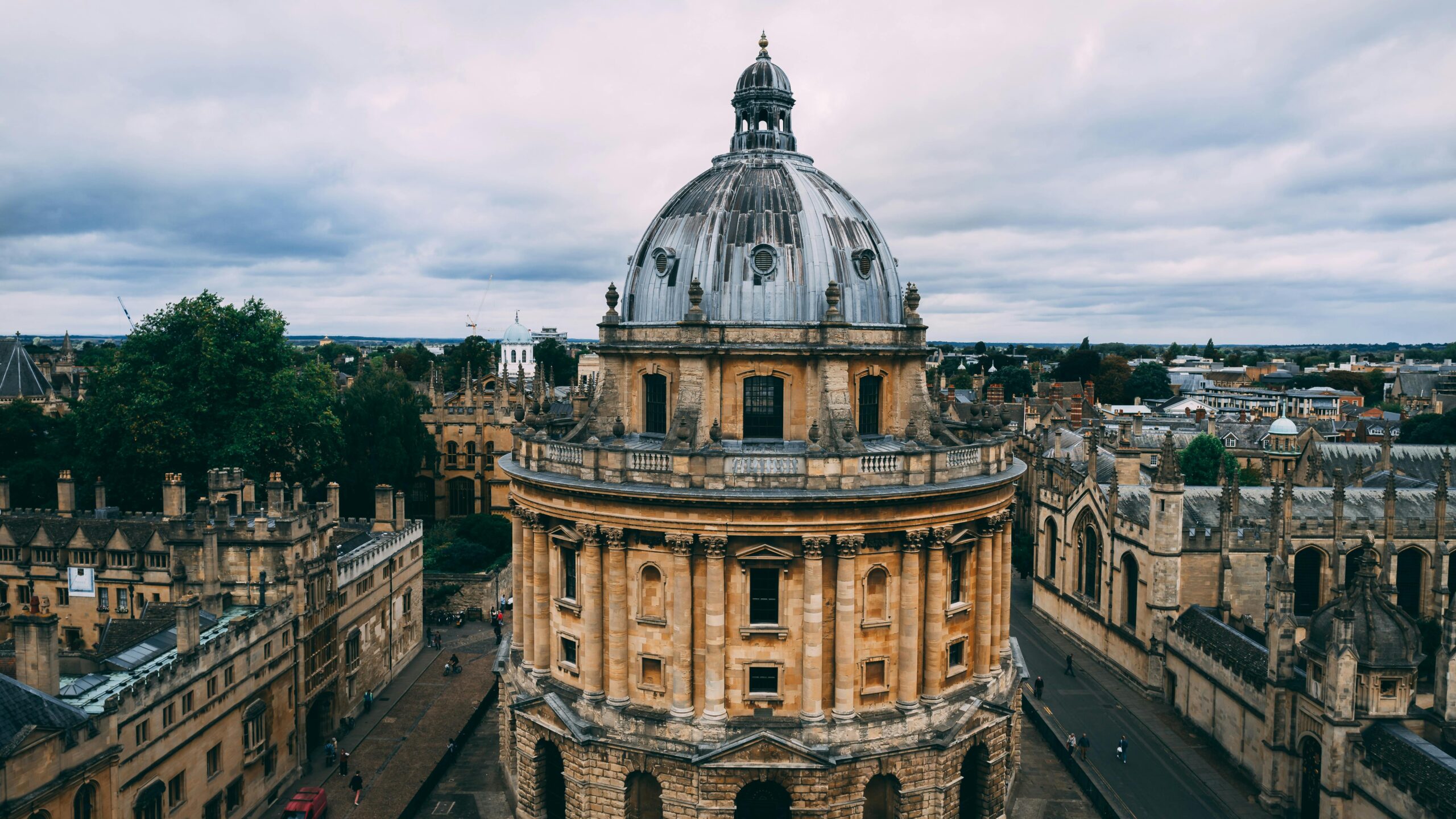 What Are the Benefits of Living in Oxford?